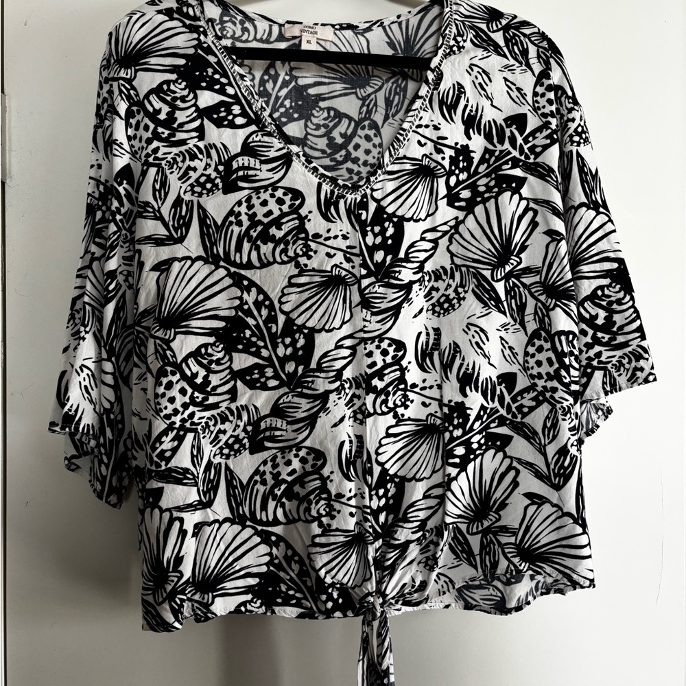 Black and White Women's Top